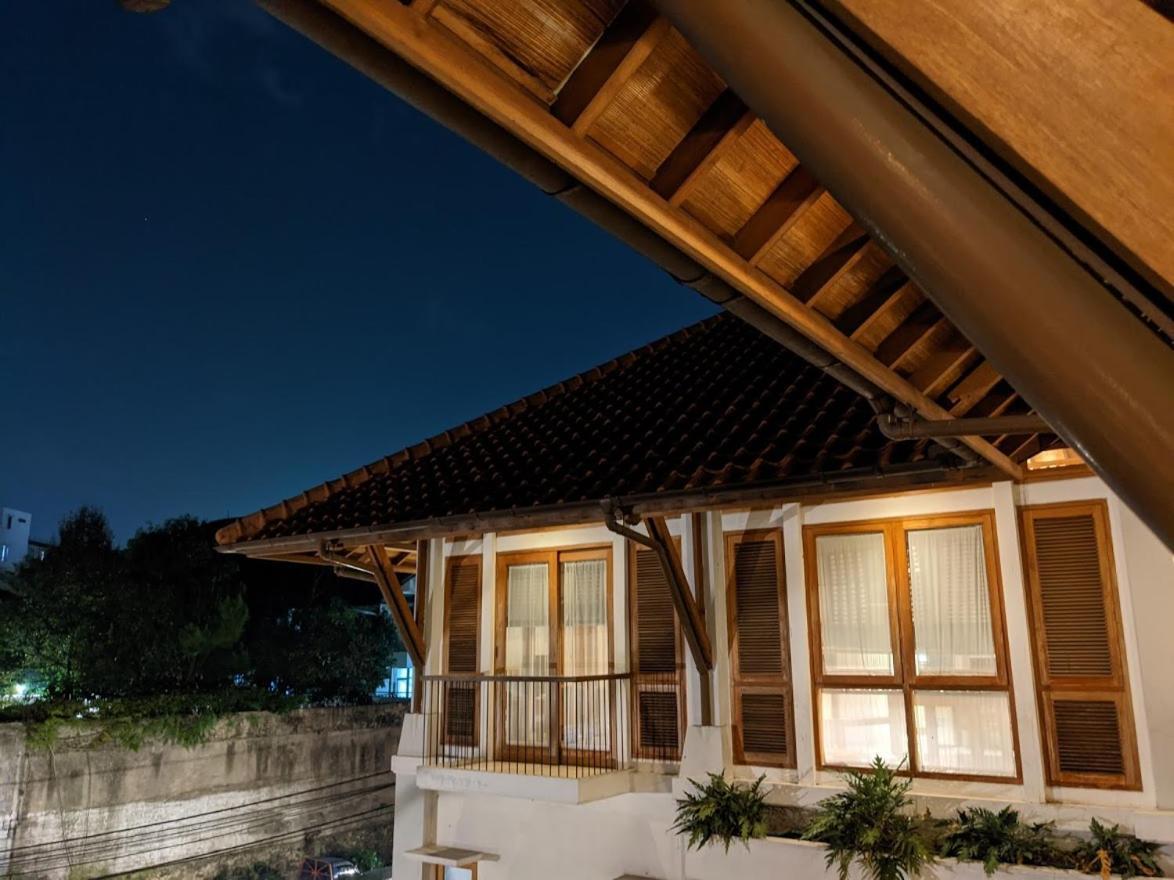 Villa Damar Boutique Hotel Bandung Exterior foto