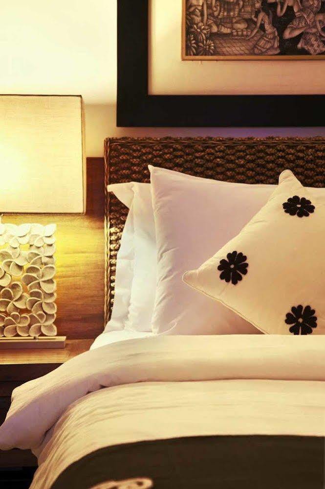 Villa Damar Boutique Hotel Bandung Exterior foto